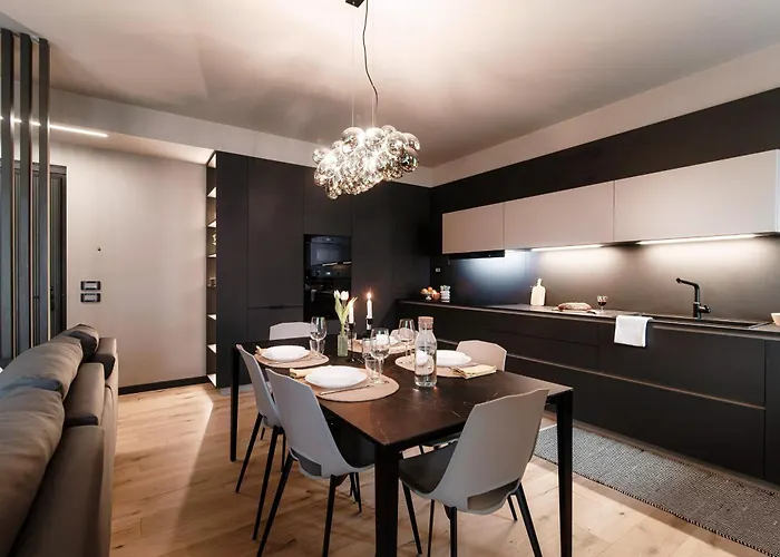 דירה Scarlett - By Myhomeincomo קומו