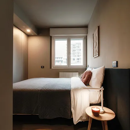 Апартаменты Scarlett - By Myhomeincomo Комо